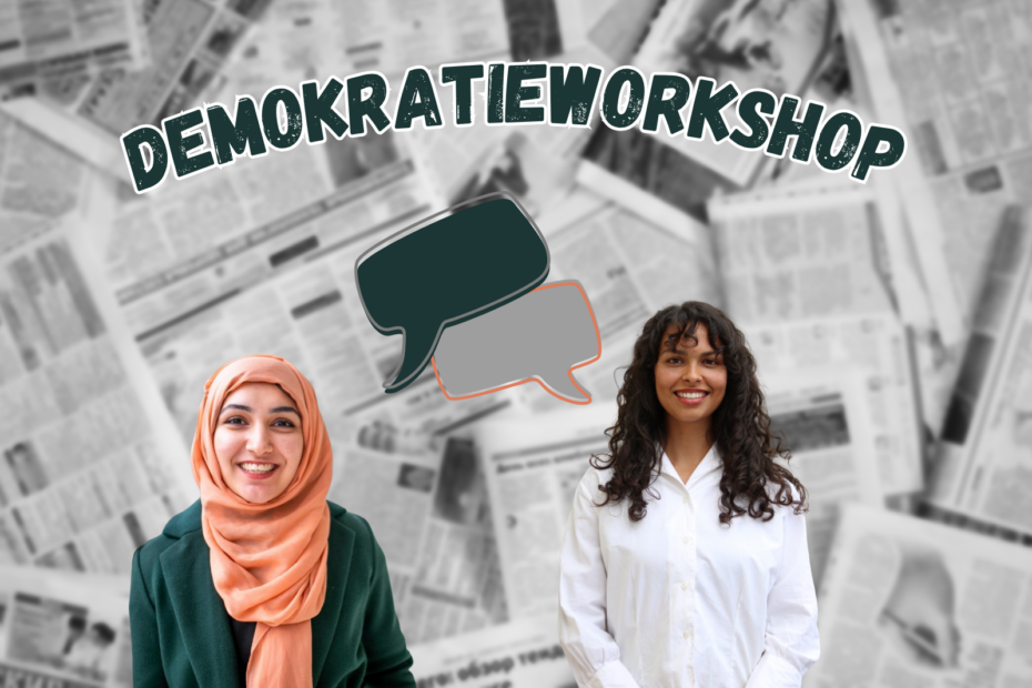 Die Grafik zeigt im Hintergrund die unscharfe Abbildung von Zeitungen. Im Vordergrund sind die zwei Personen, welche den Workshop halten, zu sehen. Zwischen ihnen sieht man zwei Sprechblasen. Über ihnen steht in grüner Schrift der Titel: "Demokratieworkshop".